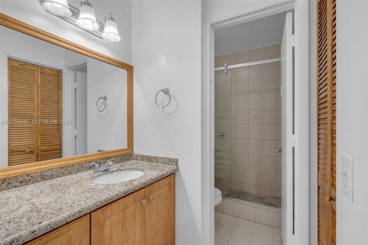 8851 NW 119th St , Unit 3112-3, Hialeah Gardens, FL 33018 Photo