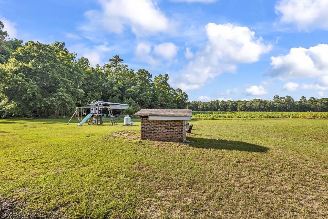 2153 Grainger Rd. Photo 41