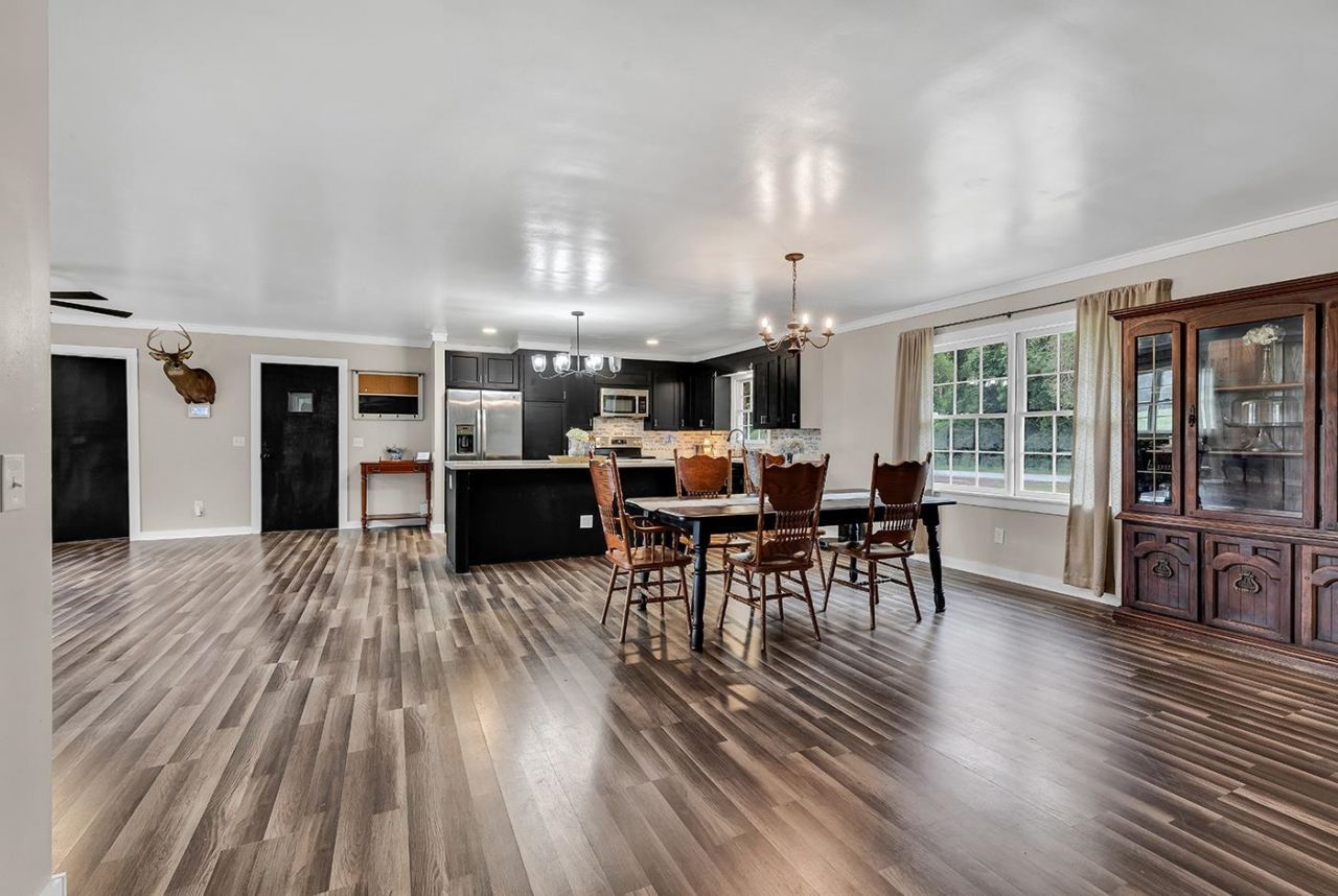 2153 Grainger Rd. Photo 8