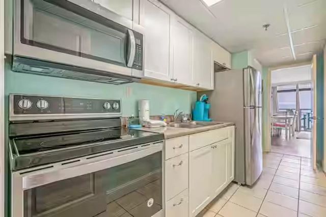 6900 Ocean Blvd. N Photo 7