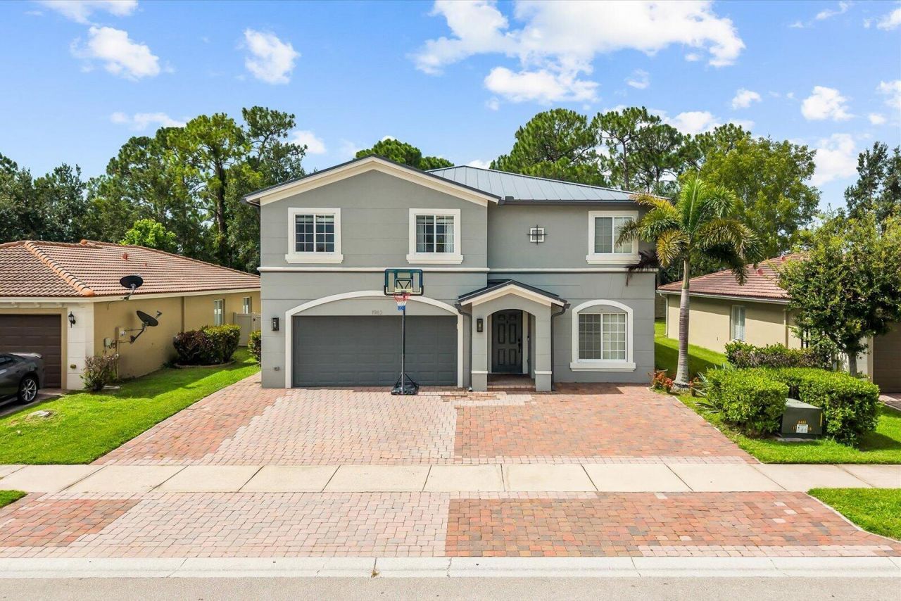 1982 SW Jamesport Drive Sw, Port Saint Lucie, FL 34953 Photo