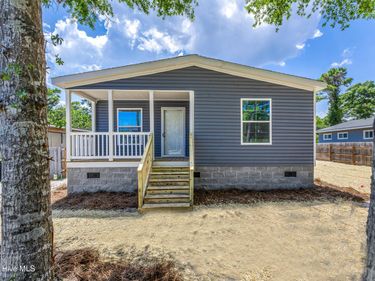 1990 Waterloo Street SW, Ocean Isle Beach, NC 28469