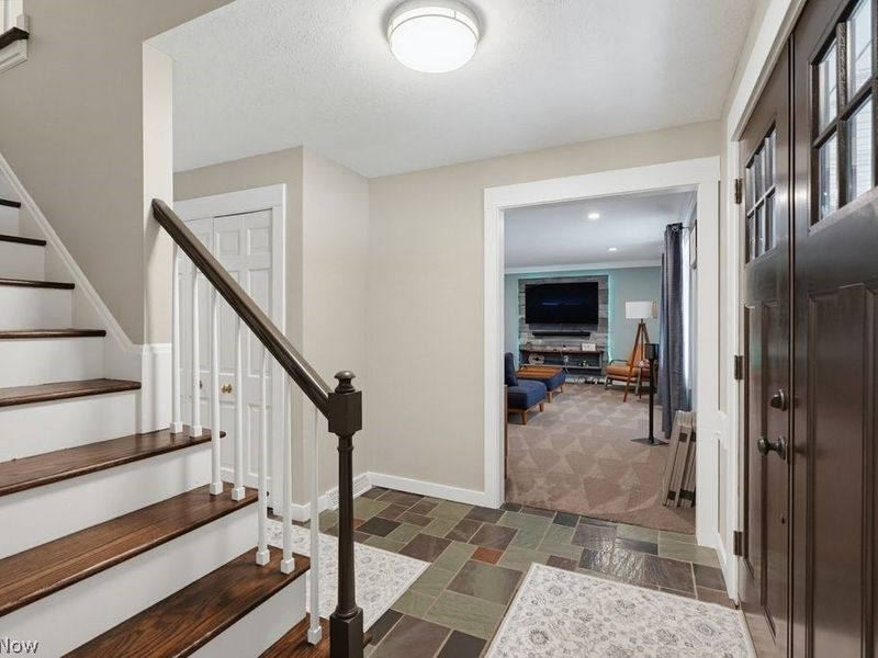 7468 Canyon Circle, Middleburg Heights, OH 44130 Photo 11