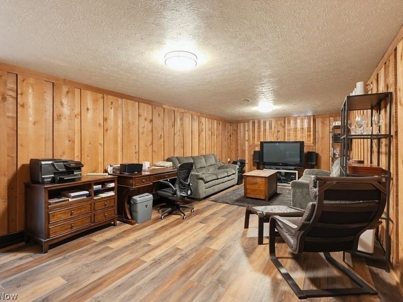 7468 Canyon Circle, Middleburg Heights, OH 44130 Photo 40