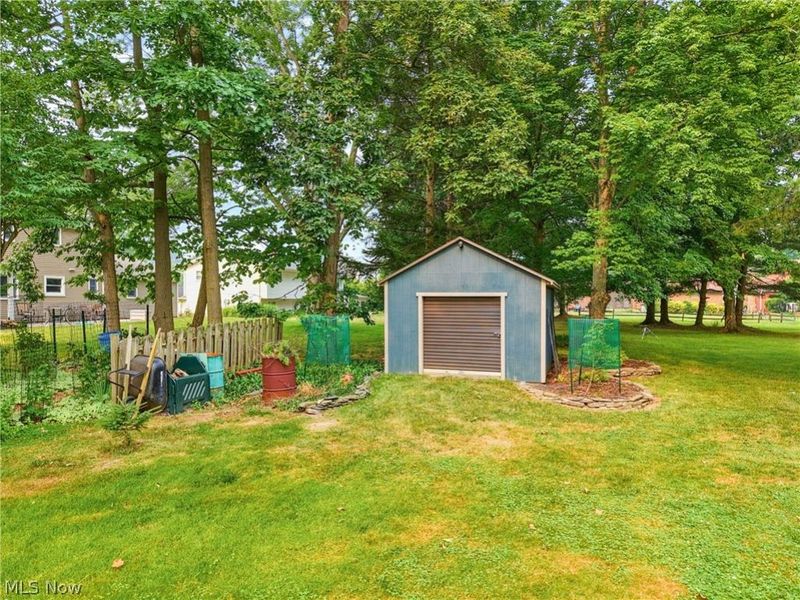 7468 Canyon Circle, Middleburg Heights, OH 44130 Photo 8