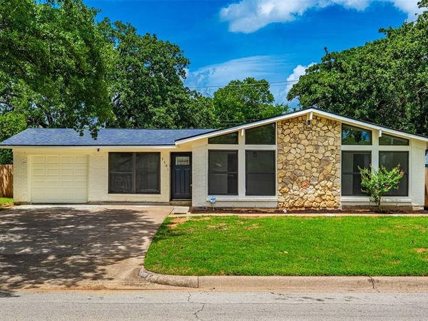 3701 Alhambra Drive , Forest Hill, TX 76119