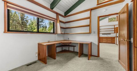 885 Kekin Street, South Lake Tahoe, CA 96150 Photo