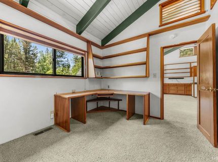 885 Kekin Street, South Lake Tahoe, CA 96150 Photo