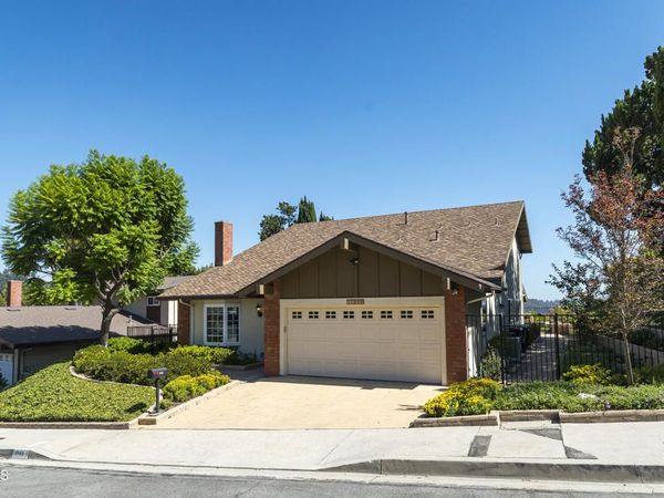 3148 Kingridge Way , Glendale, CA 91206
