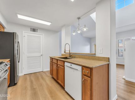 1325 S Meadows Parkway, Unit # 122, Reno, NV 89521 Photo