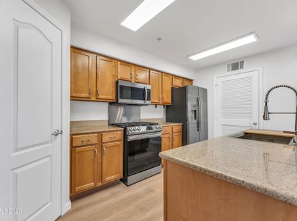 1325 S Meadows Parkway, Unit # 122, Reno, NV 89521 Photo
