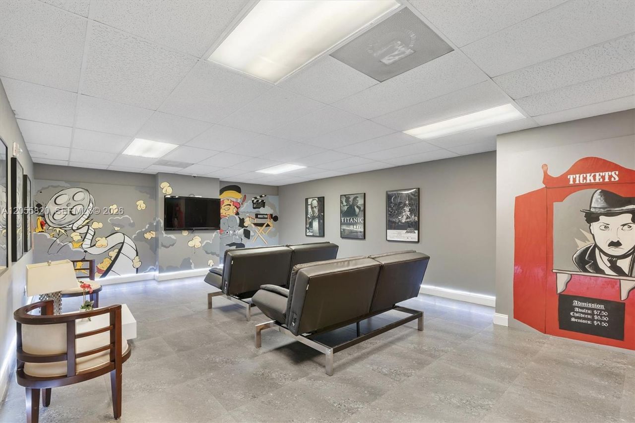 200 Leslie Dr , Unit 631, Hallandale Beach, FL 33009 Photo