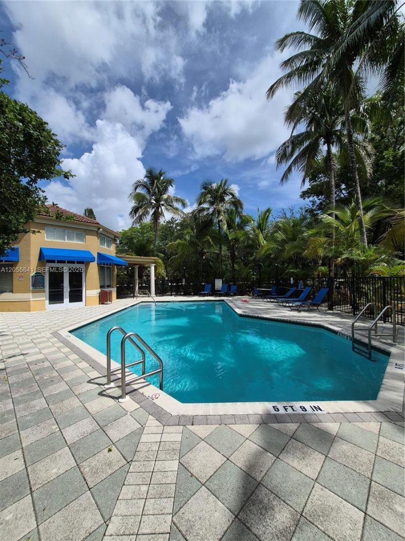 771 N Pine Island Rd, Unit 106, Plantation, FL 33324 Photo