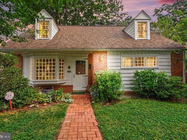 142 OXFORD CIRCLE, EAGLEVILLE, PA 19403