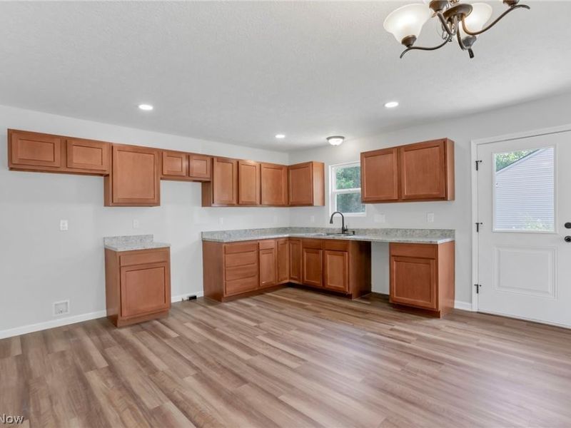 353 Elm Street, New Straitsville, OH 43766 Photo 13