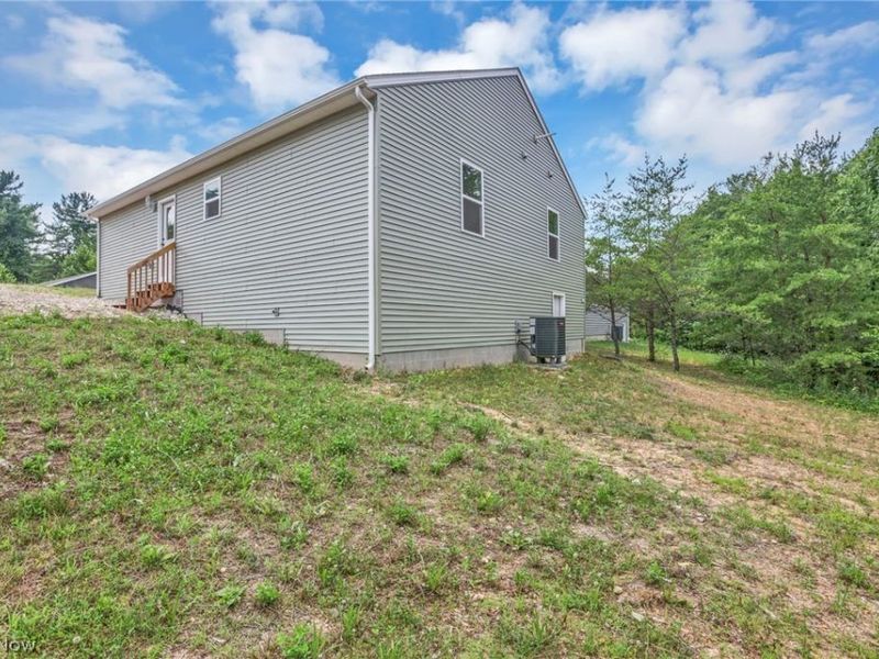 353 Elm Street, New Straitsville, OH 43766 Photo 42