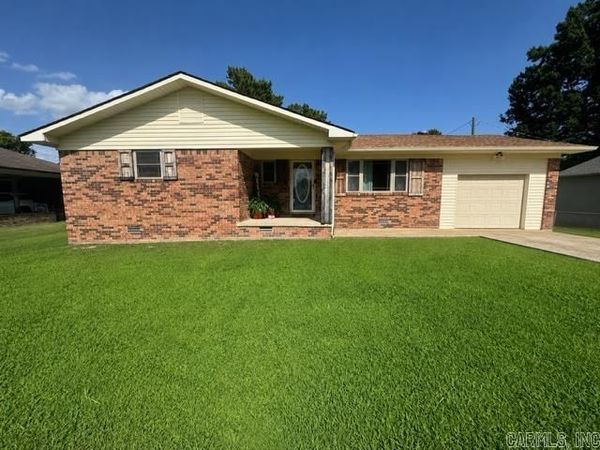 712 11th Street , Corning, AR 72422