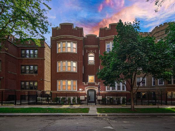 7020 S Paxton Avenue , Unit GS, Chicago, IL 60649