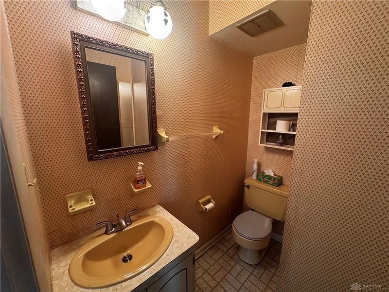 701 Rosamond Drive, Jefferson Township, OH 45417 Photo 20