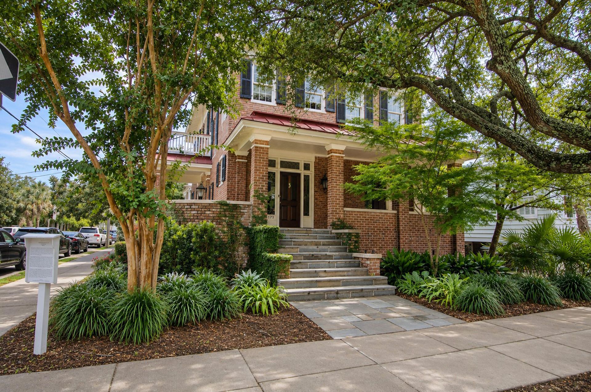 173 Tradd Street Photo 4