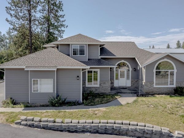1107 Pinebrook Dr, Chewelah, WA 99109