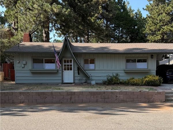 31024 Wild Oak , Running Springs, CA 92382