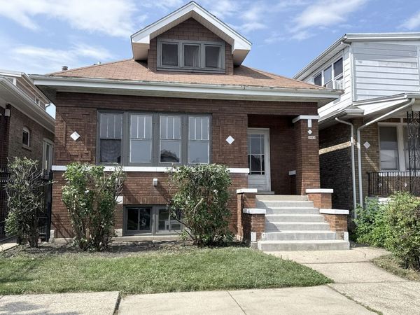 5022 W Schubert Avenue , Chicago, IL 60639