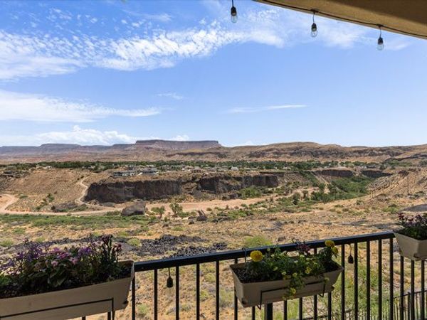 1296 N MAIN ST , Hurricane, UT 84737