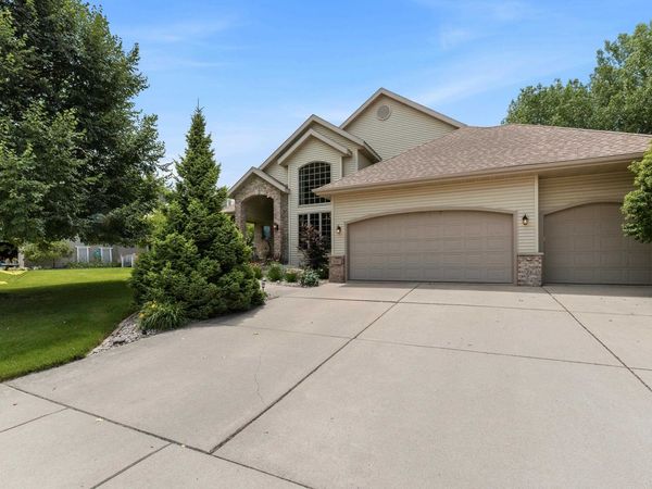 300 Starkweather Drive, Beaver Dam, WI 53916