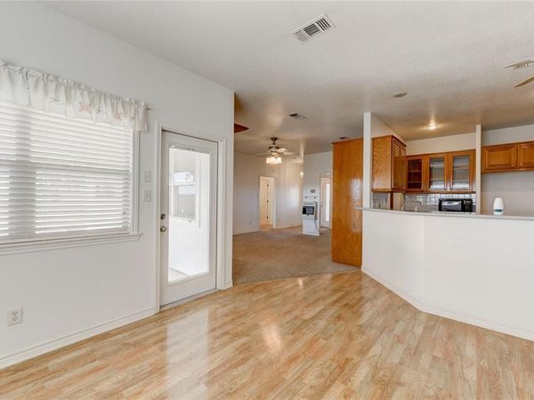 2300 County Road 302 , Bartlett, TX 76511