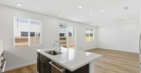 1288 Leonhardt Loop, Lincoln, CA 95648 Photo