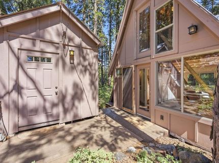 665 N Fork Place, Soda Springs, CA 95715 Photo