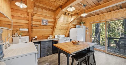 665 N Fork Place, Soda Springs, CA 95715 Photo
