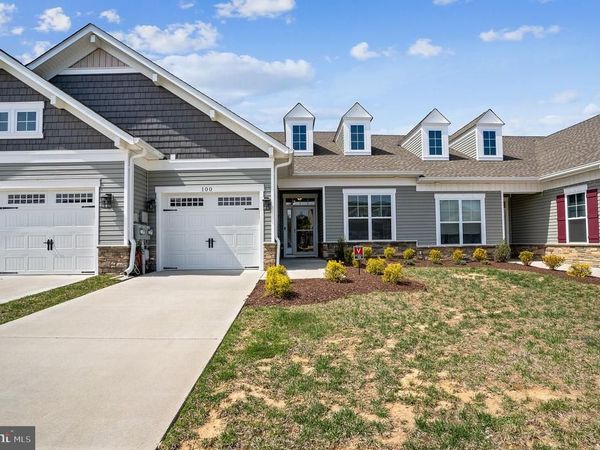 100 CAMDEN CIRCLE , LA PLATA, MD 20646