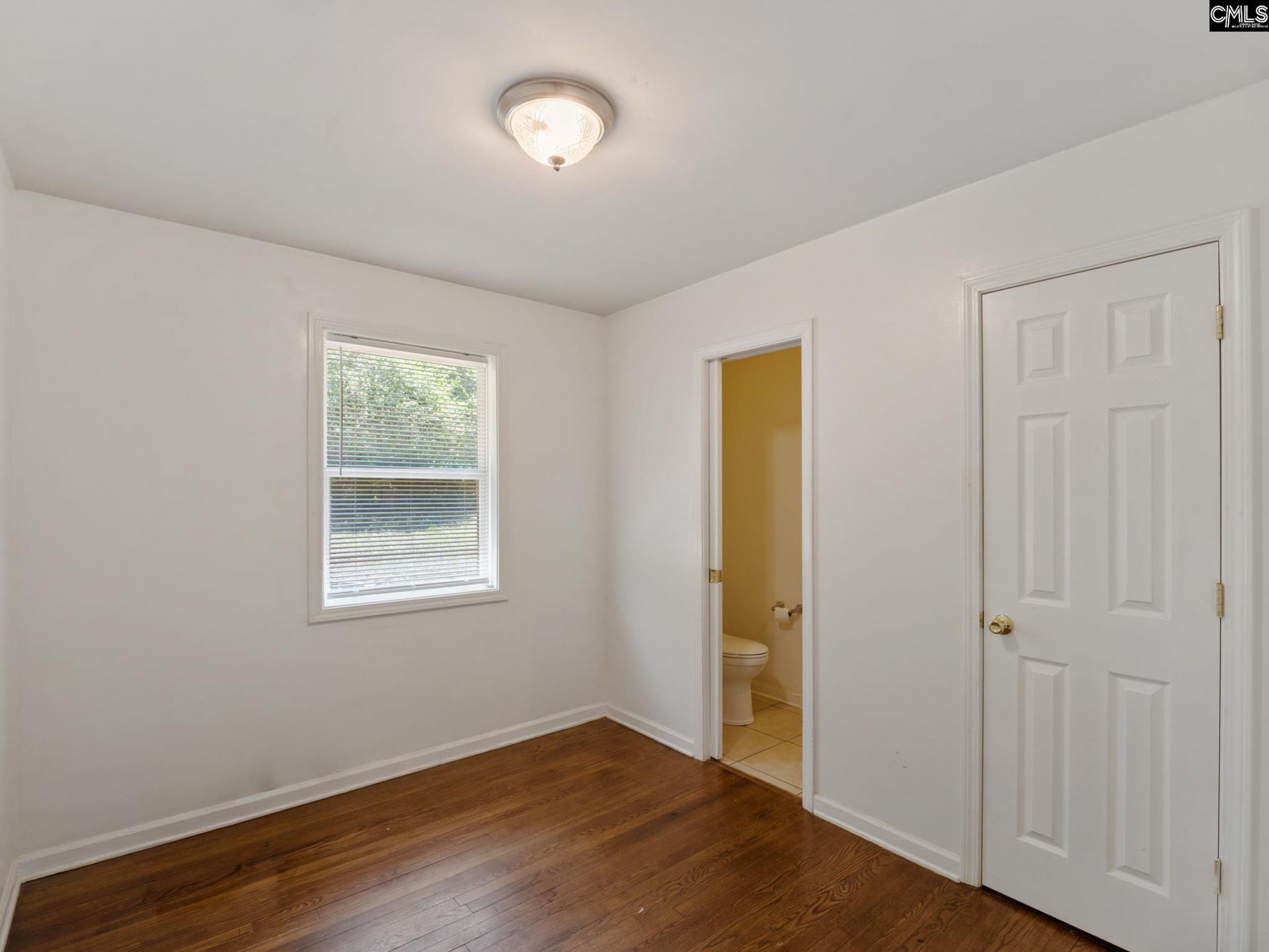 1512 Hollingshed Road  Photo 15