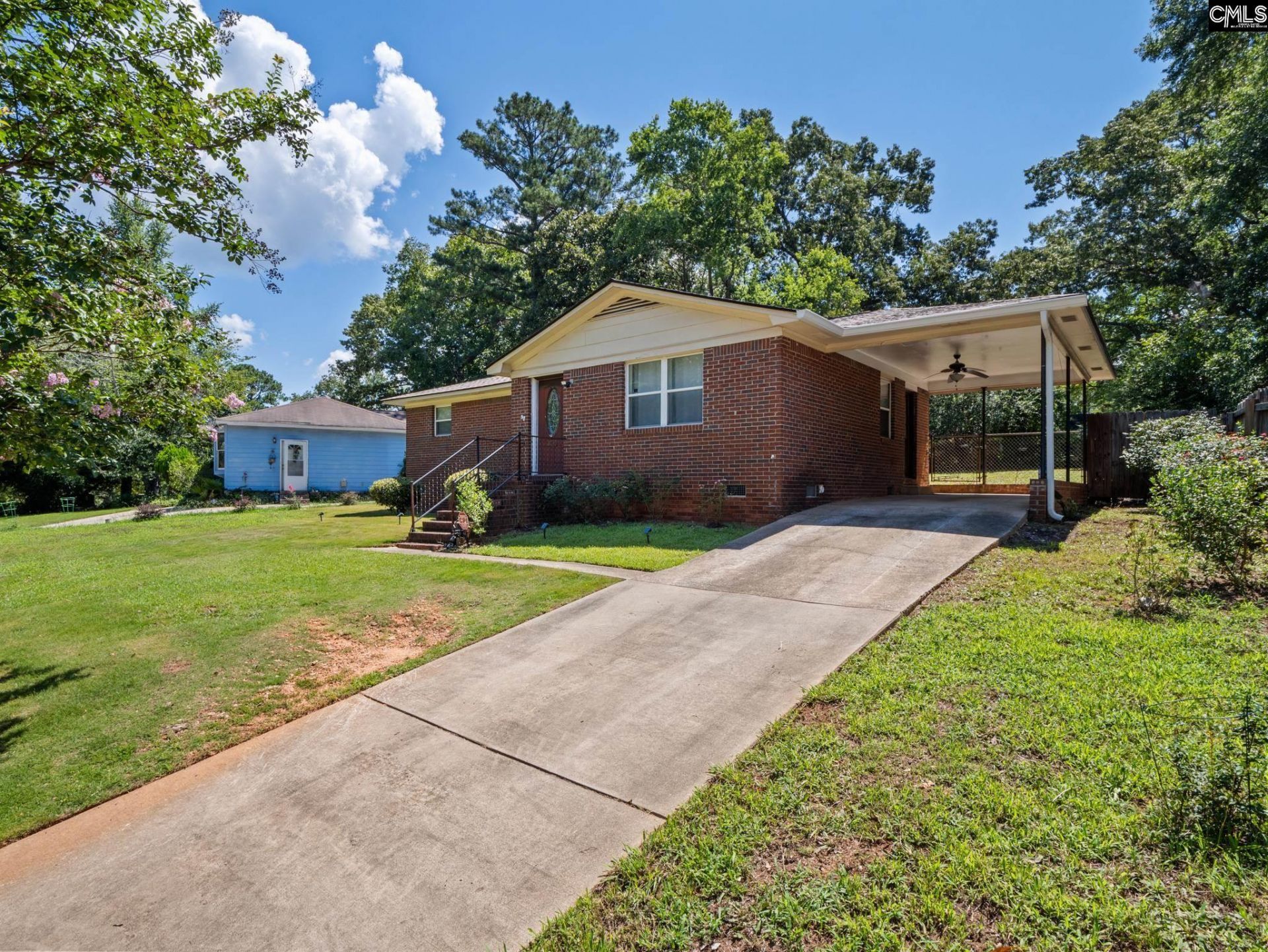 1512 Hollingshed Road  Photo 4