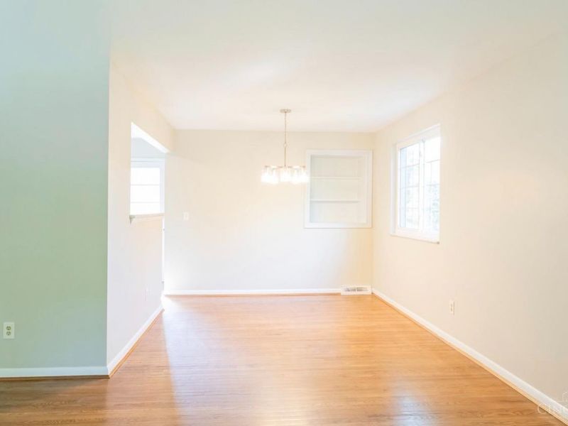 673 Karnak Court, Delhi Twp, OH 45233 Photo 7