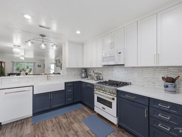 850 W Sandbox St., Kuna, ID 83634