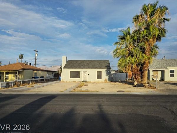 700 Biltmore Drive , Las Vegas, NV 89101