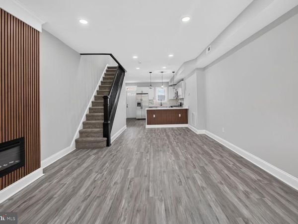2605 E HOFFMAN STREET, BALTIMORE, MD 21213
