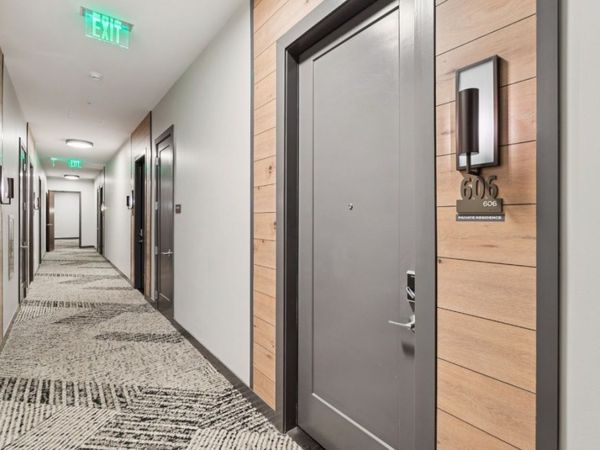 1212 Demonbreun St , Unit 606, Nashville, TN 37203