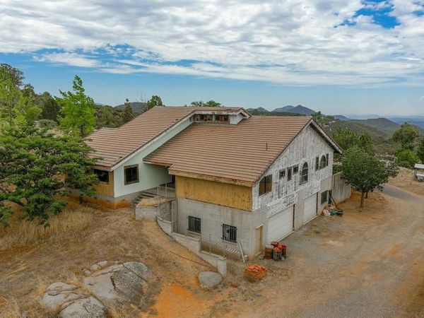 23660 Old Ranch Rd , Alpine, CA 91901