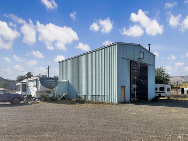 1917 13th Street, Clarkston, WA 99403