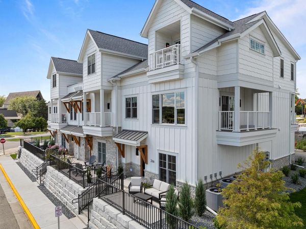266 High STREET, Unit 12, Fontana, WI 53125