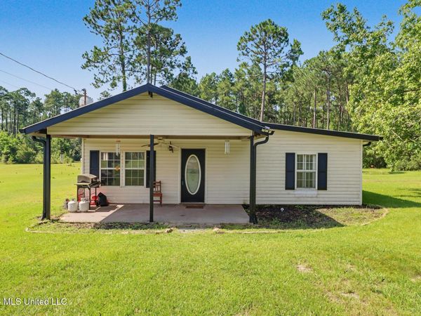 11801 Jim Ramsay Road, Vancleave, MS 39565