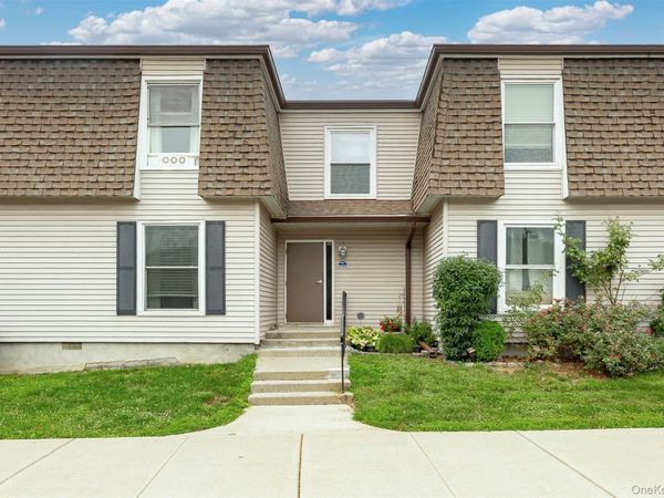 164 Rinaldi Boulevard, Unit C, Poughkeepsie, NY 12601