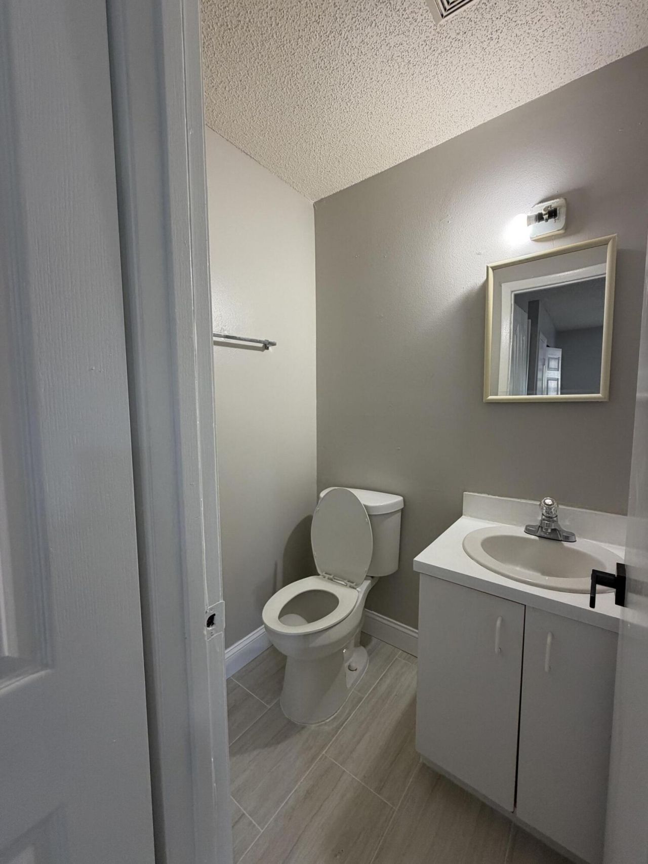 1605 N 42nd Street, Fort Pierce, FL 34947 Photo