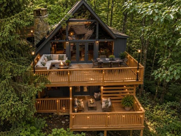 929 Stans Court, Gatlinburg, TN 37738