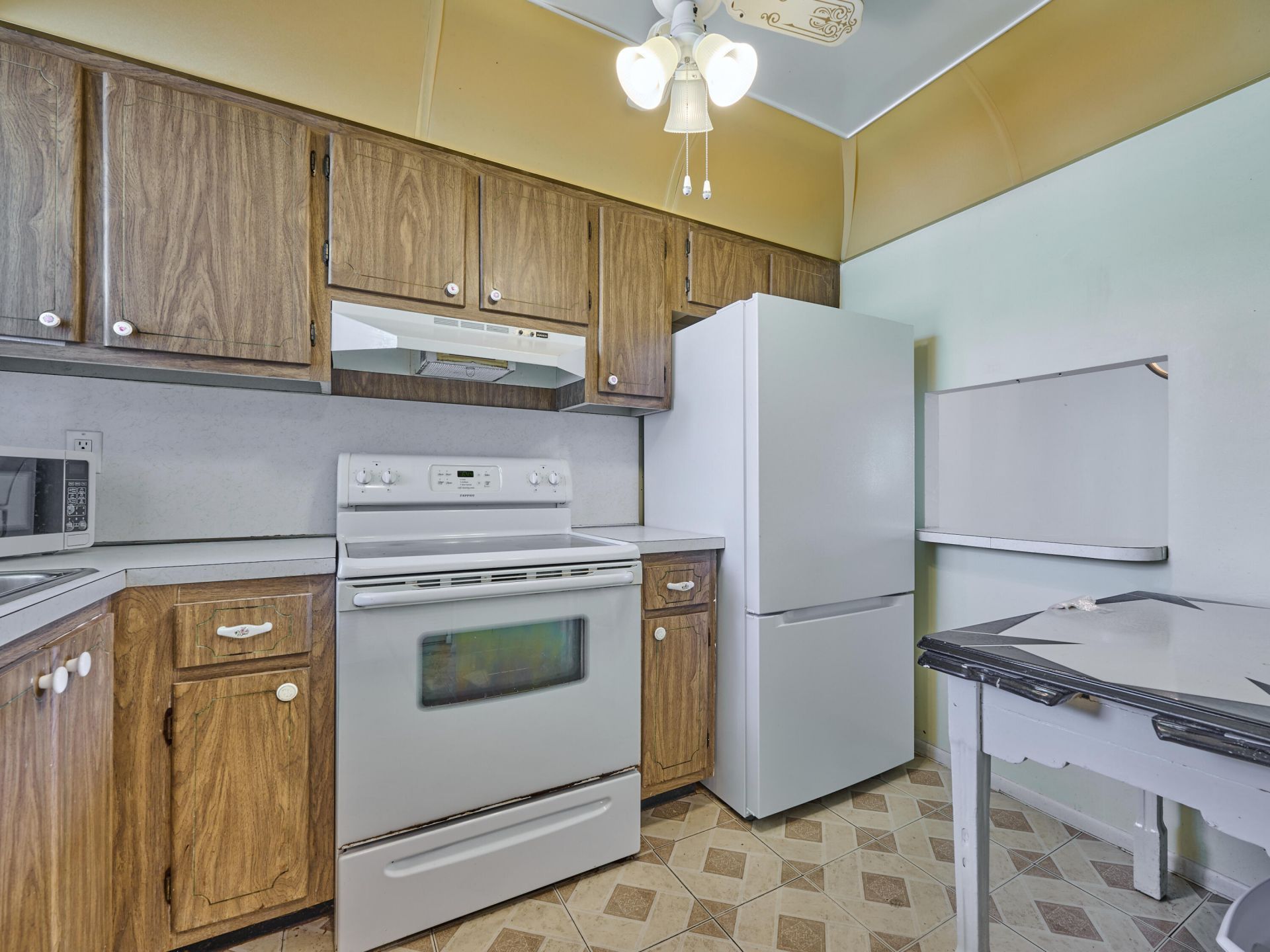 3091 E Sunrise Lakes Drive E, Unit 212, Sunrise, FL 33322 Photo