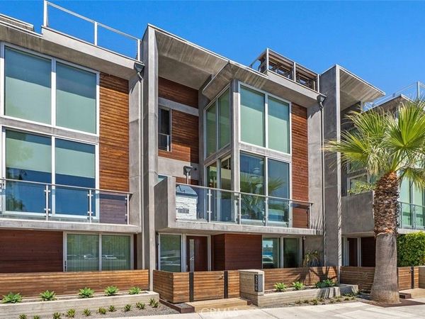 3306 Via Oporto , Newport Beach, CA 92663